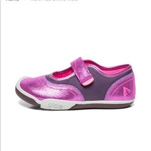 NEW PLEA Kids Emme Viola Size 6.5